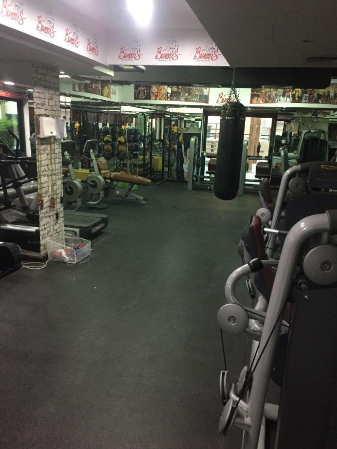 Kaya Hostel 迪拜 外观 照片