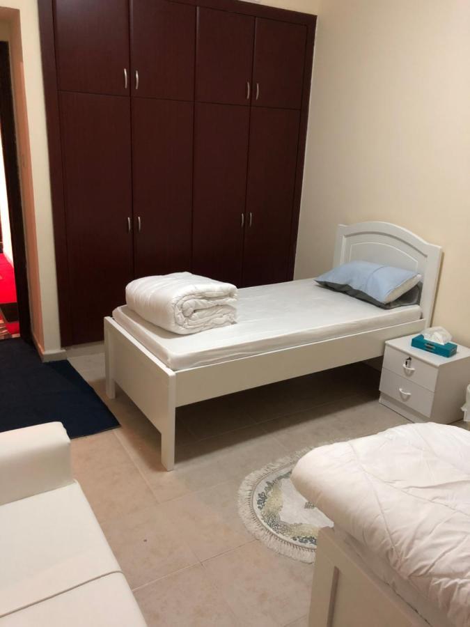 Kaya Hostel 迪拜 外观 照片