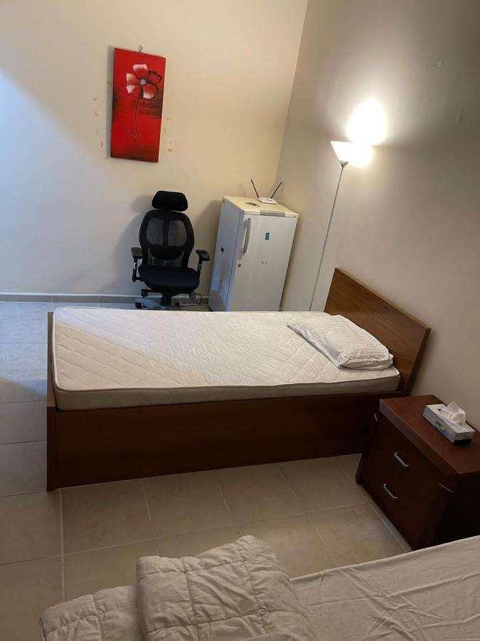 Kaya Hostel 迪拜 外观 照片